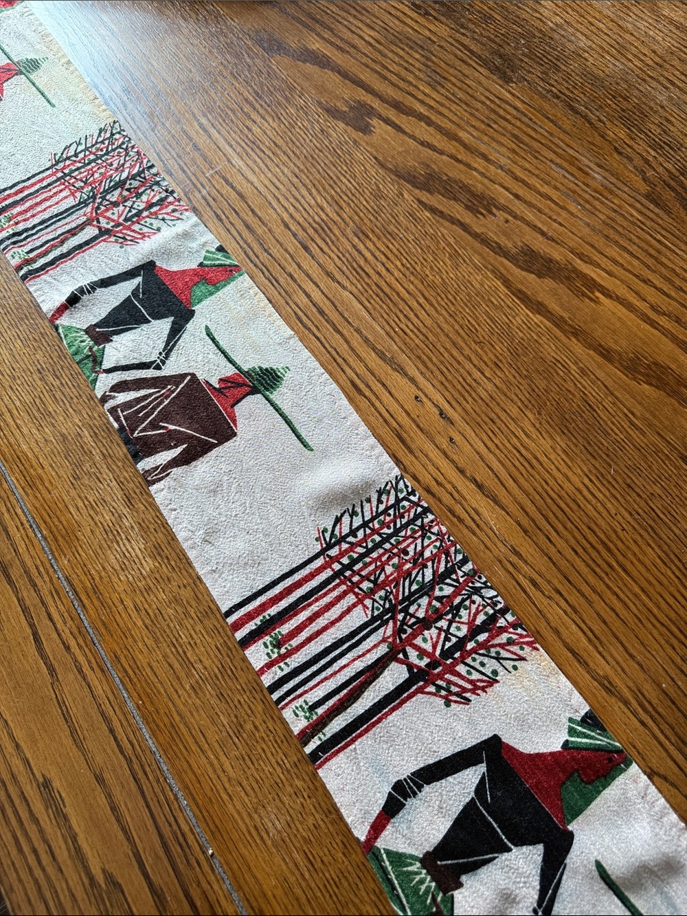 Vintage 1950s Asian Modernist Novelty Print Slubbed Silk Textile Skinny Scarf
